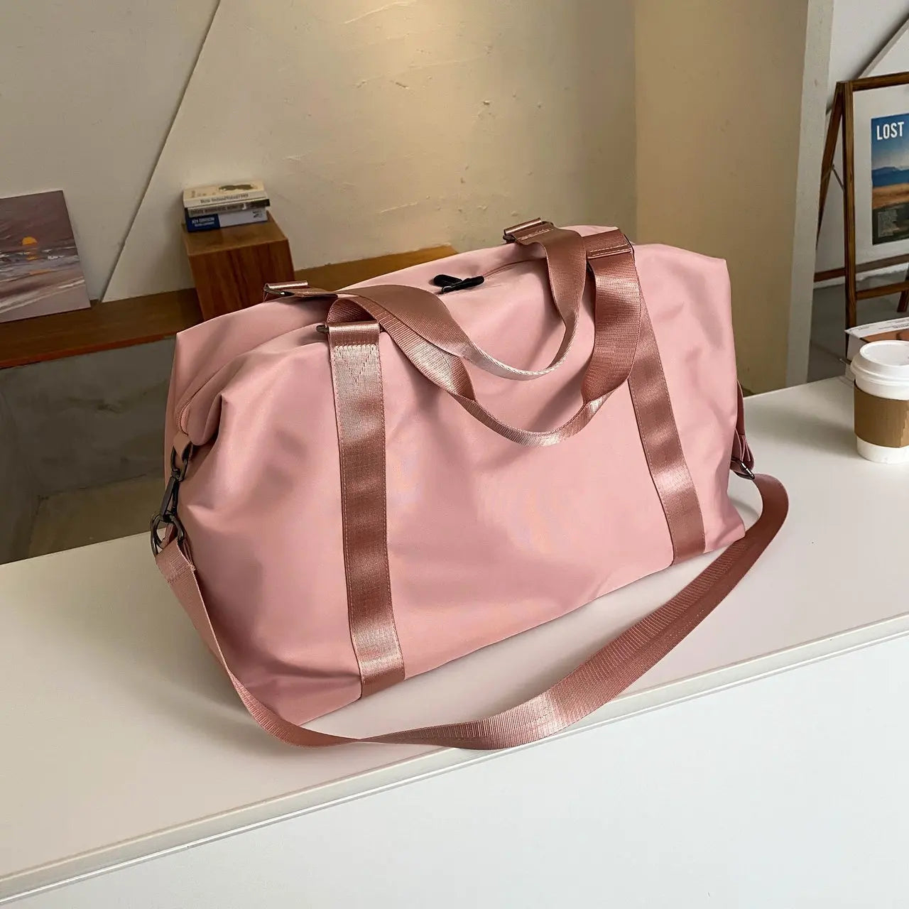 Fashionable Spacious Water-Resistant Women's Tote Bag - Cabin/Travel/Weekend/Gym Female Duffle Bag